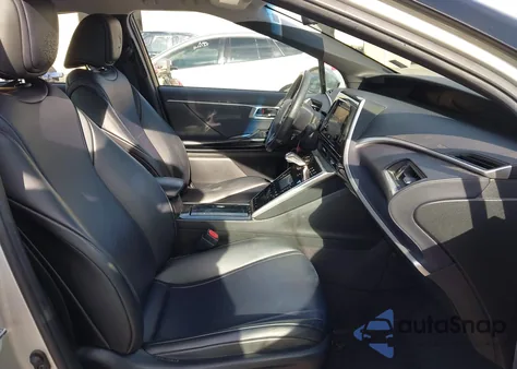 2017 Toyota Mirai из США, поврежденный, VIN JTDBVRBD0HA003064